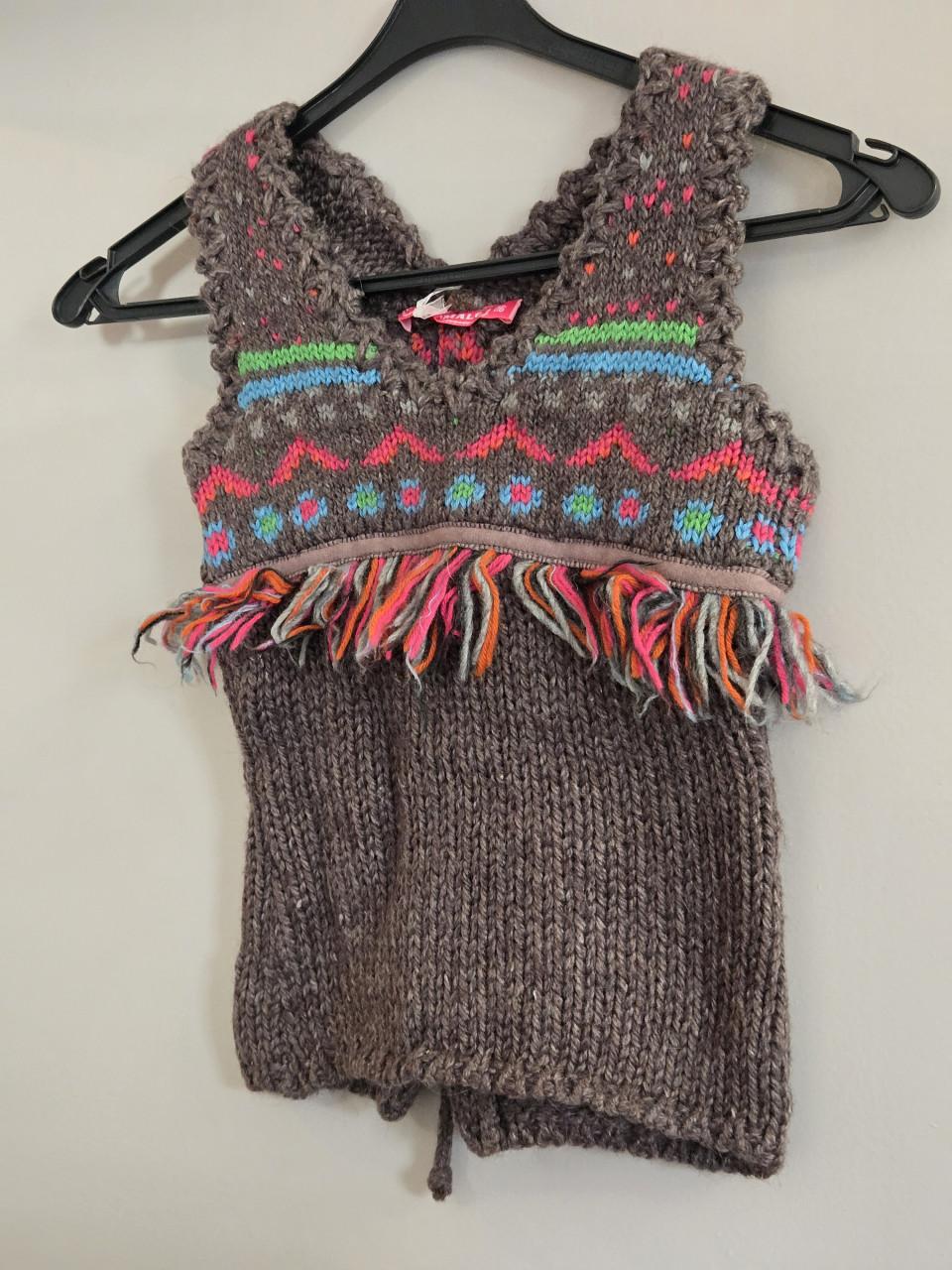 Pullover van Muy Malo Maat 116 Nieuw