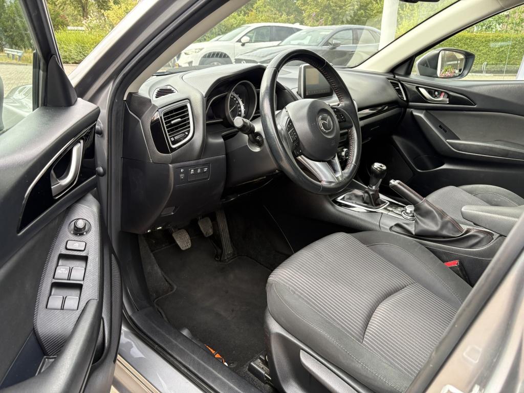 Mazda 3 2.0 skylease