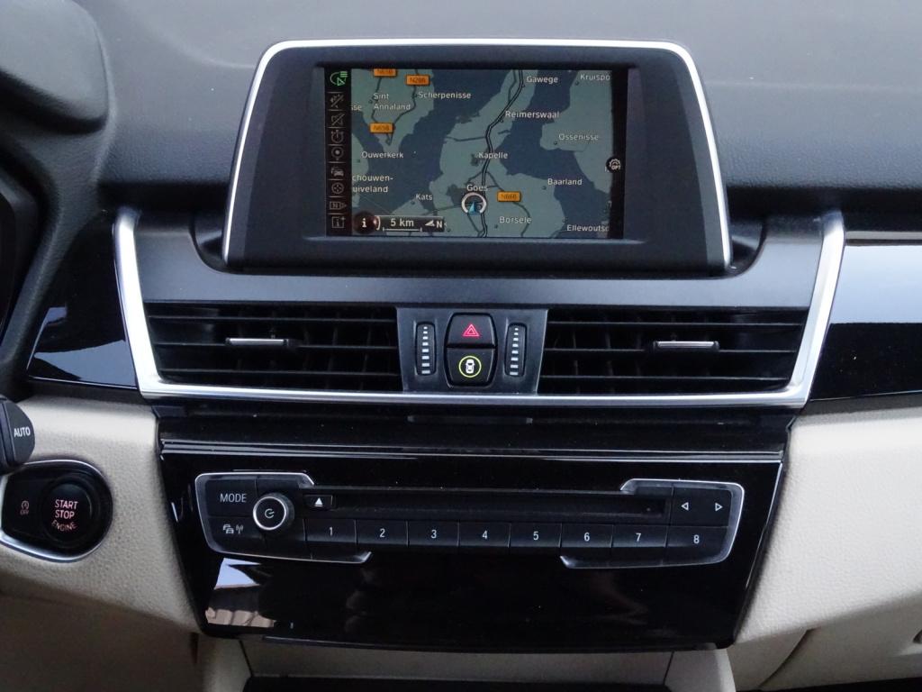 BMW 2-serie active tourer 218i executive automaat | leder