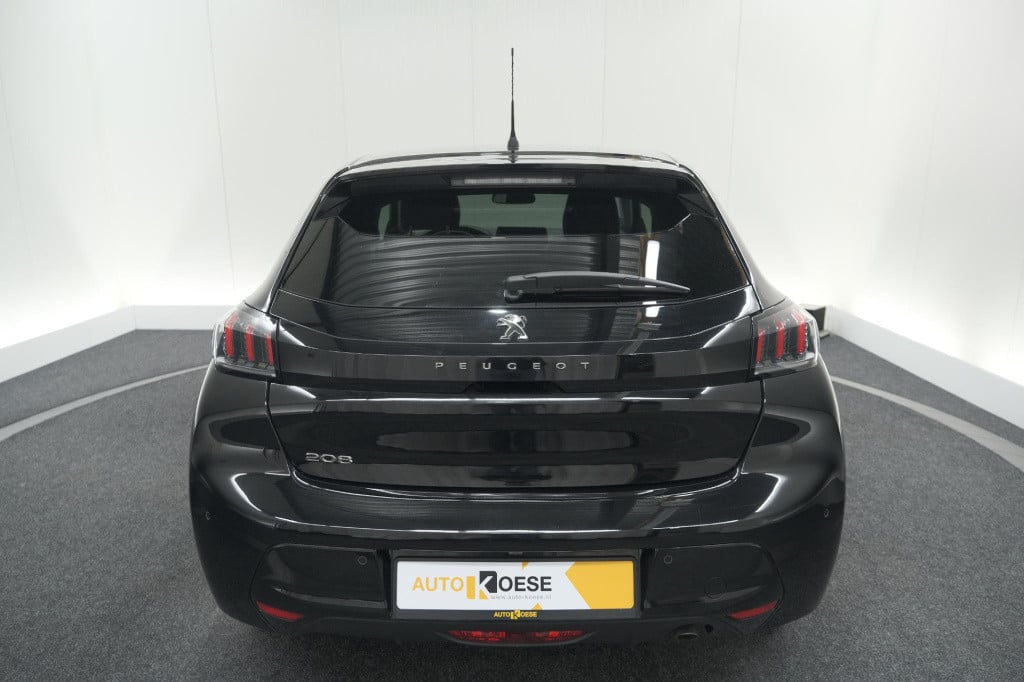 Peugeot 208 puretech 100 allure pack | camera | apple carplay | stoelverwar