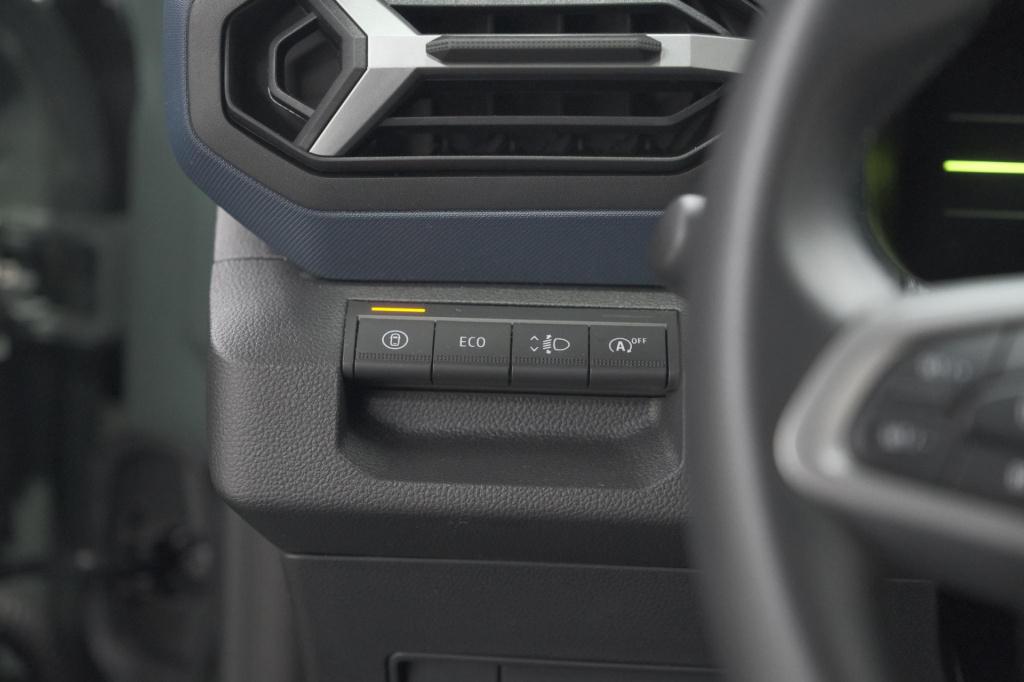 Dacia Duster mild hybrid 130 expression | camera | stoelverwarming | apple 