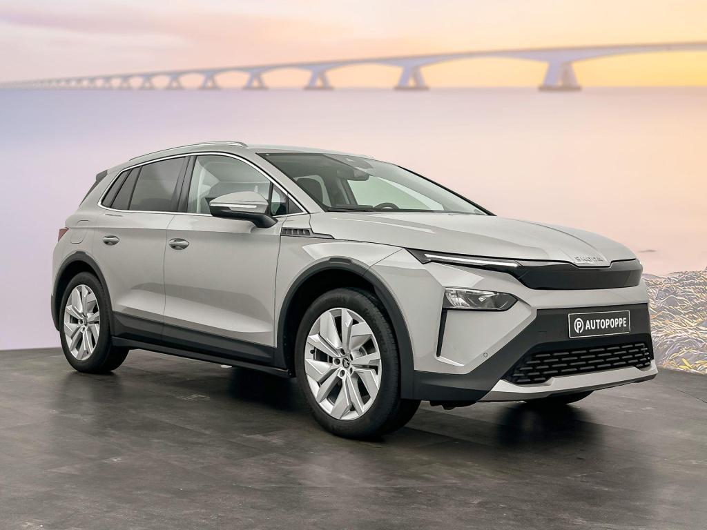 Skoda Elroq business edition tour elektromotor 150 kw / 204 pk