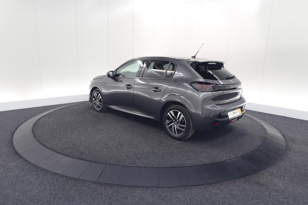 Peugeot 208 puretech 100 allure pack | camera | apple carplay | stoelverwar