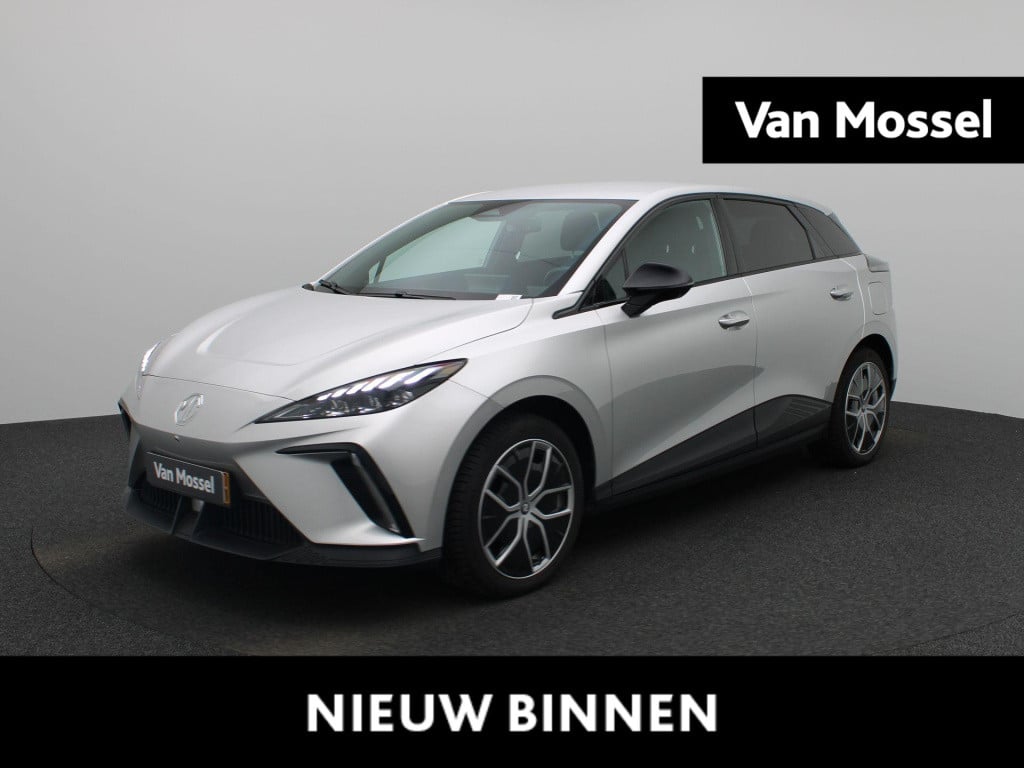 MG Mg4 64 kwh luxury | apple/carplay | camera | parkeersensoren | electrisc