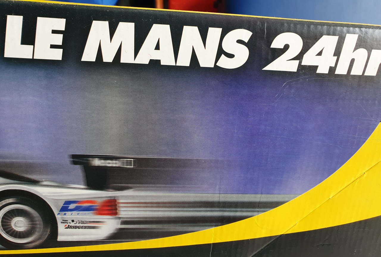 Scalextric Le Mans 24hr racebaan met 2x Mercedes CLK GT1