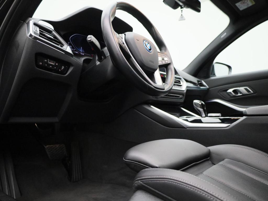BMW 3-serie touring 320e business edition plus | automaat | lmv | navigatie