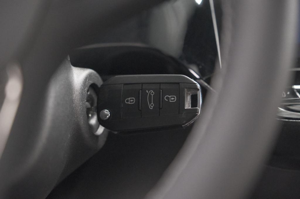 Opel Corsa turbo 100 gs | camera | dodehoekdetectie | apple carplay