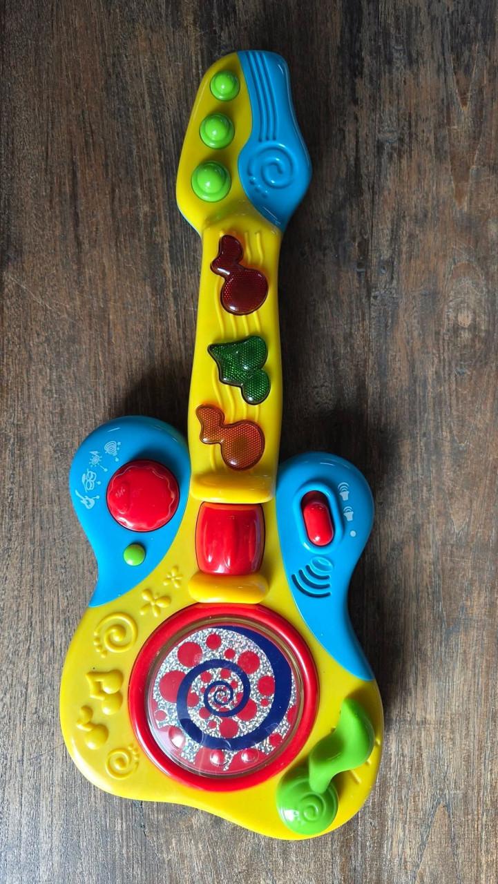 🎈Speelgoedgitaar met lichteffecten, geluidseffecten