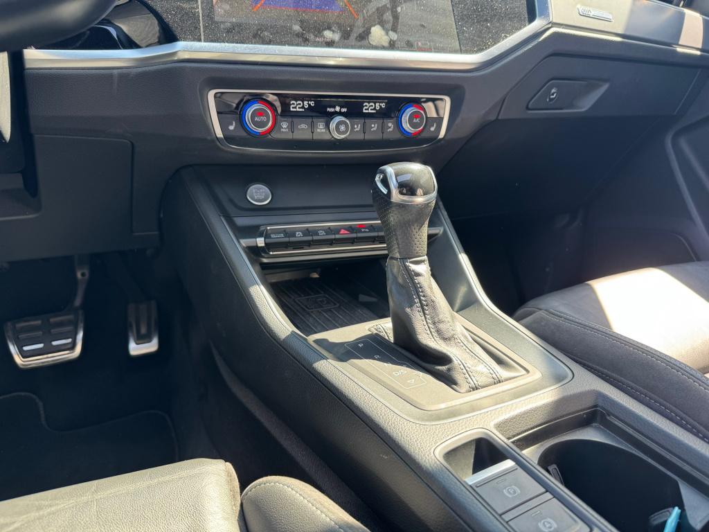 Audi Q3 sportback 35 tfsi s-line 3x * panoramadak * lederen sportstoelen * 