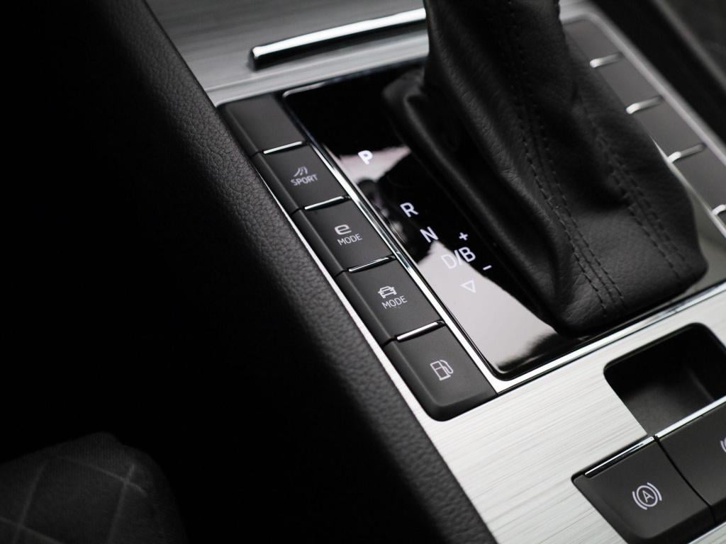 Skoda Superb 1.4 tsi iv phev business edition | automaat | navigatie | appl