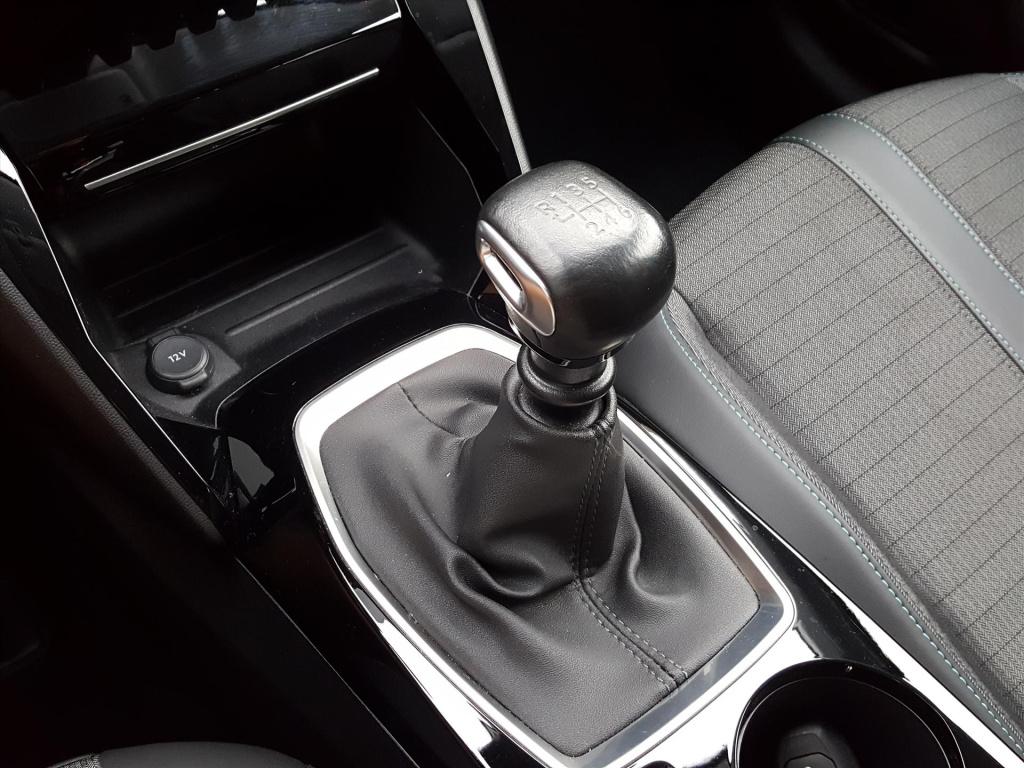 Peugeot 208 1.2 puretech 100pk allure pack navigatie | apple carplay & andr