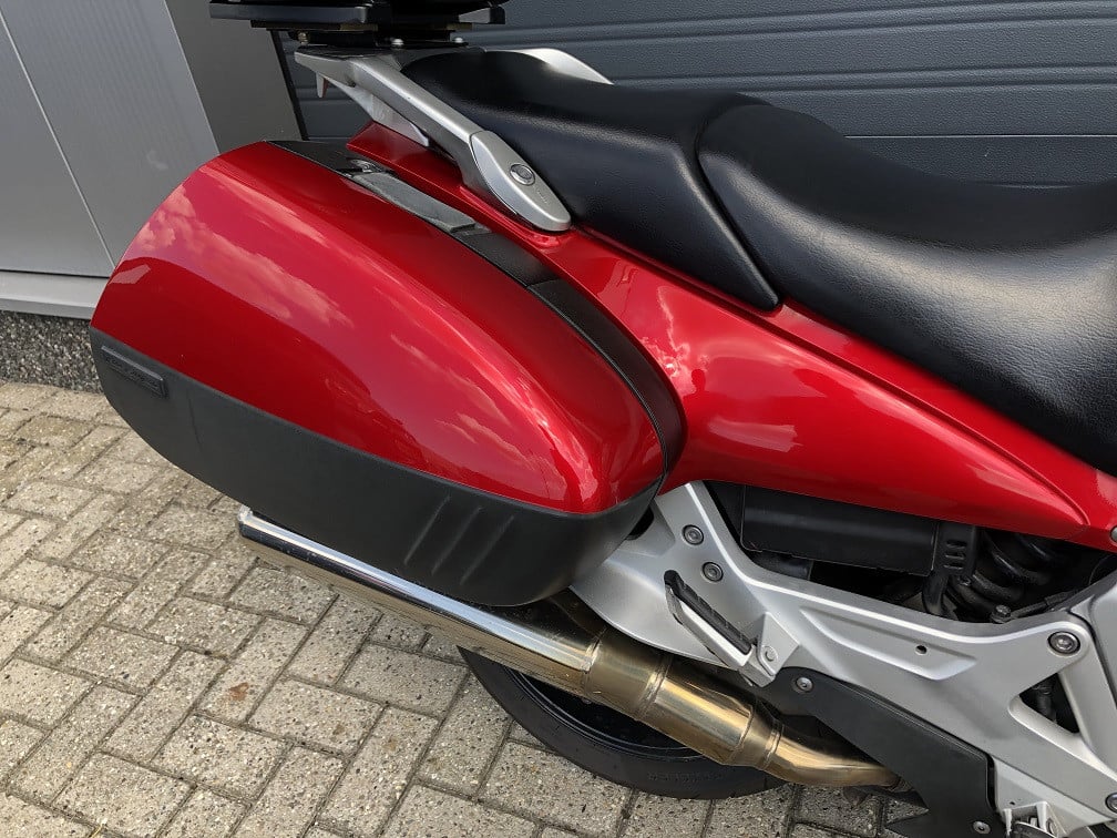 Honda ST1300 Pan European, bj 2002 met 92dkm, mooie staat! Rijklaar €3750,-