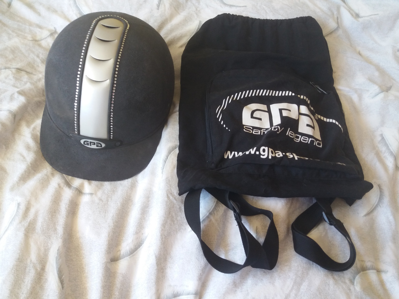 GPA Pikeur bling cap