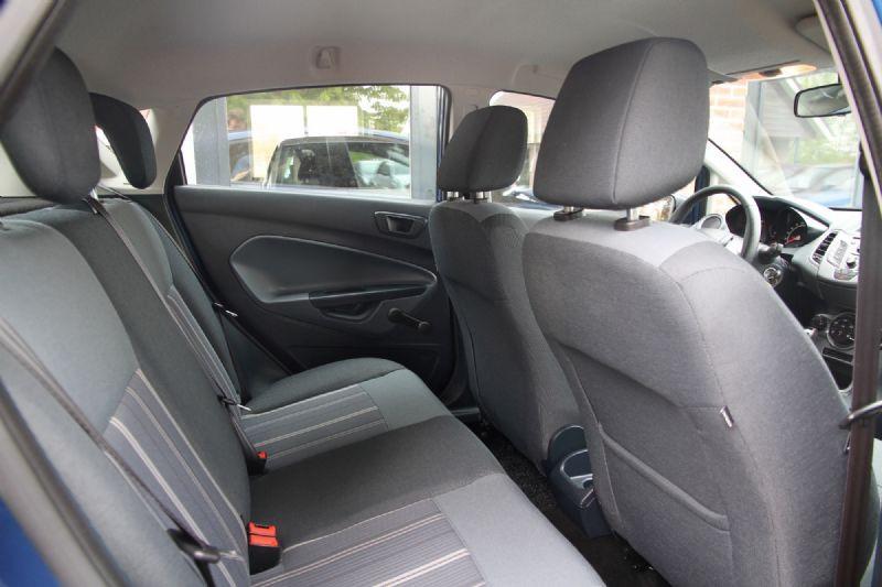 FORD FIESTA  automaat