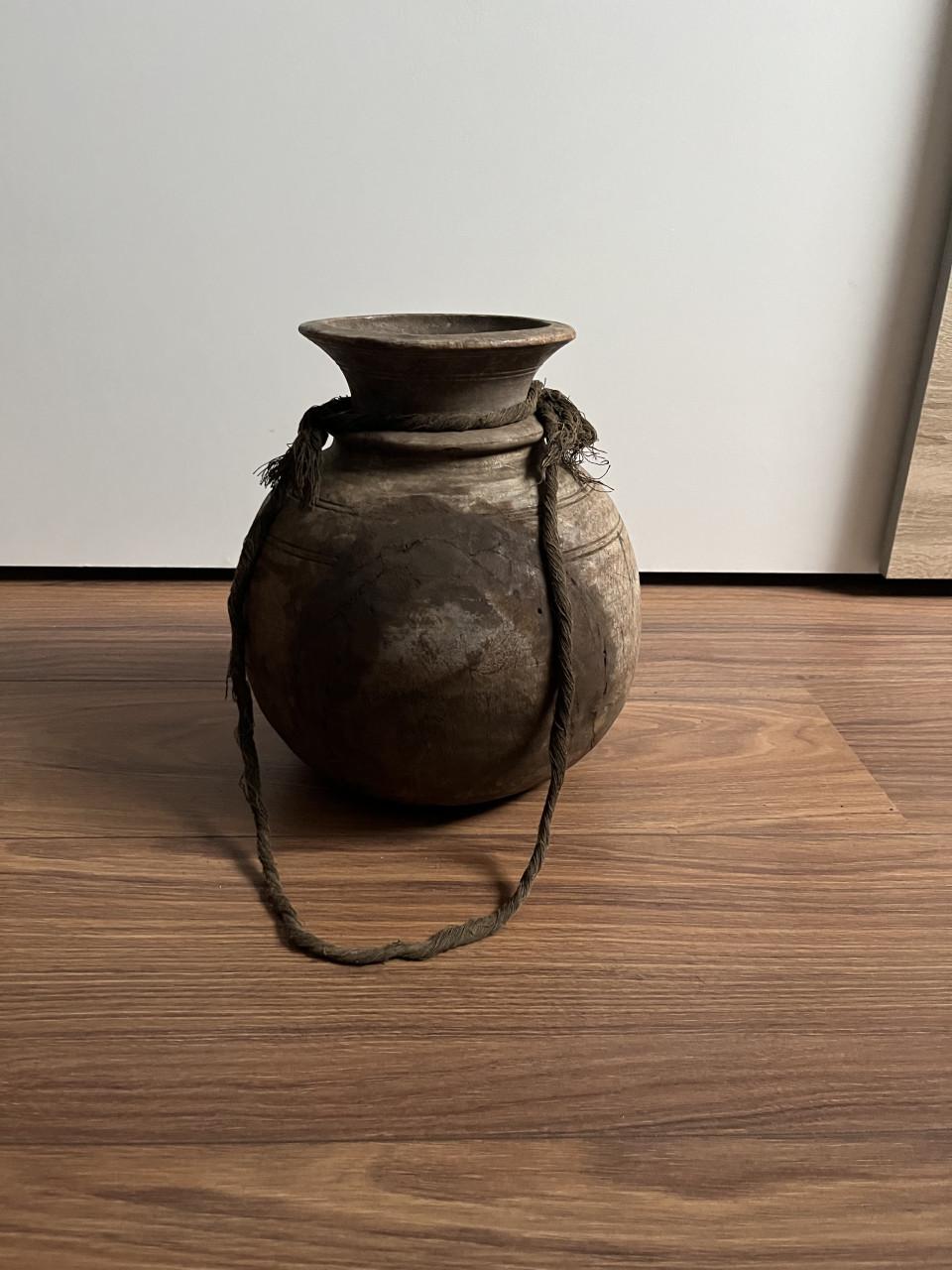 Nepalese pot nr. 6