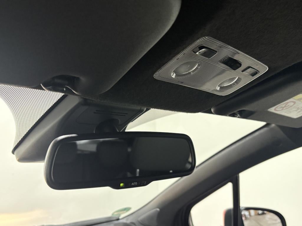 Toyota Yaris 1.5 hyb. gr sport