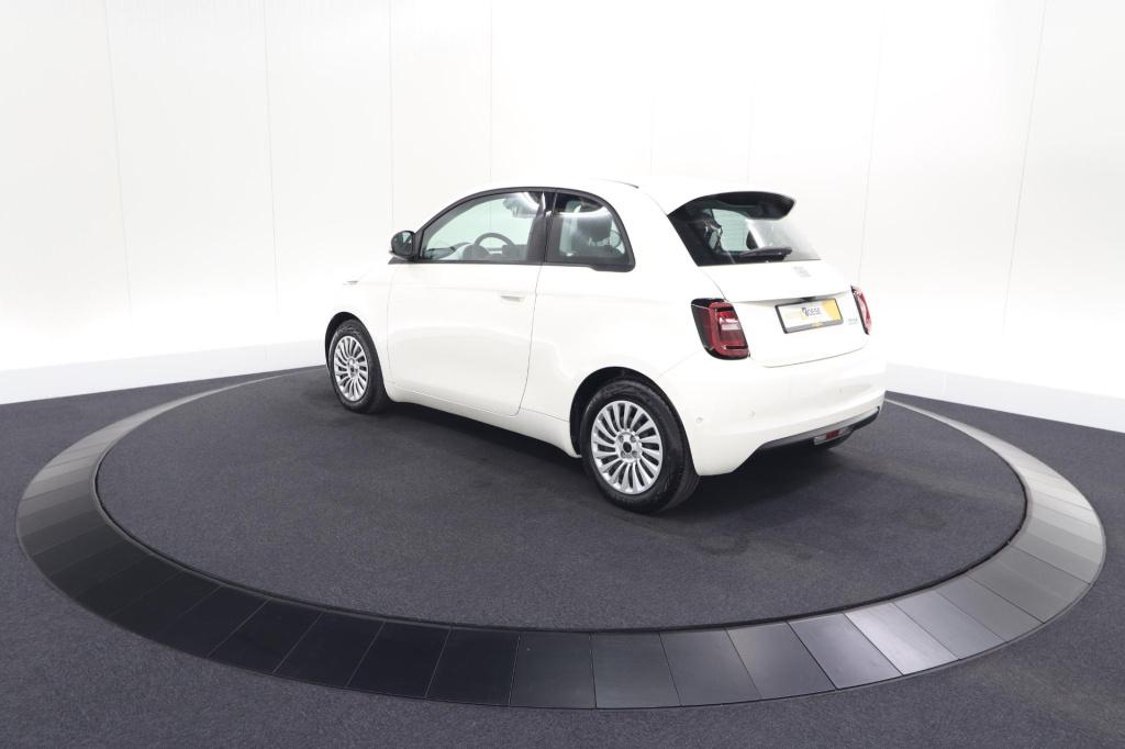 Fiat 500 urban 42 kwh | soh 96.8% | 3 fase laadfunctie | camera | apple car