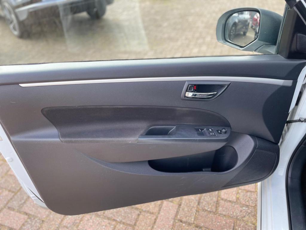 Suzuki Swift 1.6 sport