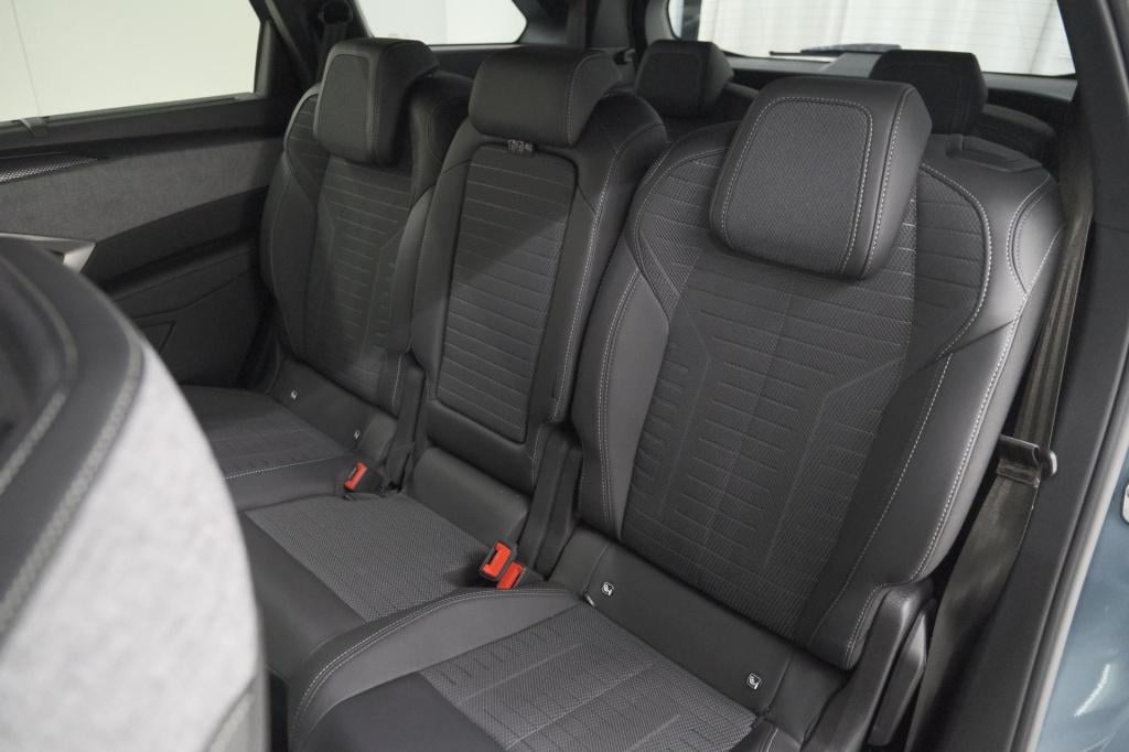 Peugeot 5008 1.2 hybrid 136 gt 7p | adaptieve cruise control | camera | ele