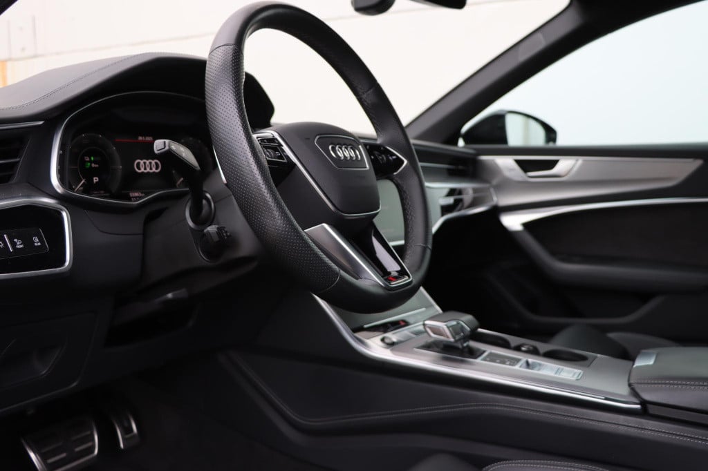 Audi A6 avant 55 tfsi e quattro pro line s competition