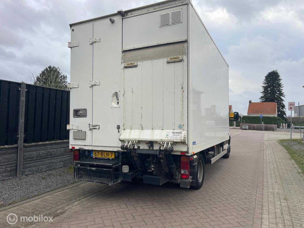 Mercedes-Benz Sprinter 5-t vrachtwagen/chassis bloemenwagen