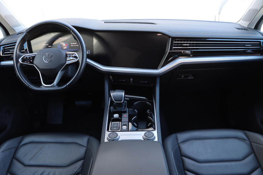 Volkswagen Touareg 3.0 tsi ehybrid elegance 380pk tiptronic