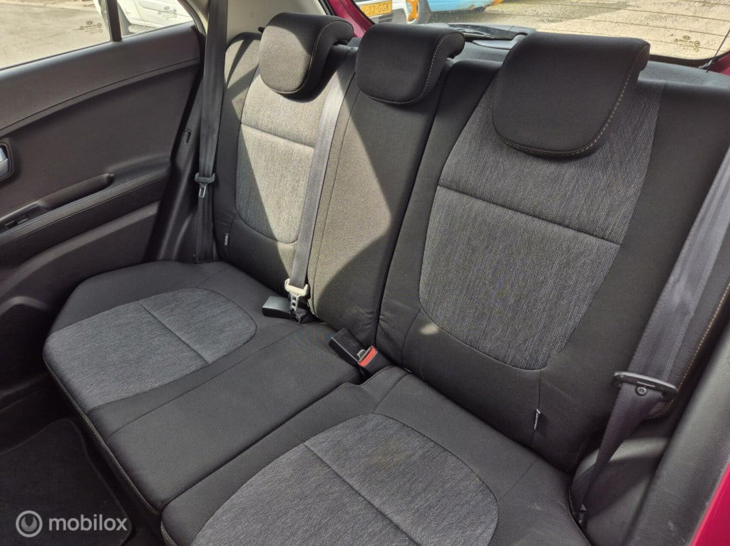 Kia Picanto 1.0 cvvt 5- deurs / airco / parkeersensoren