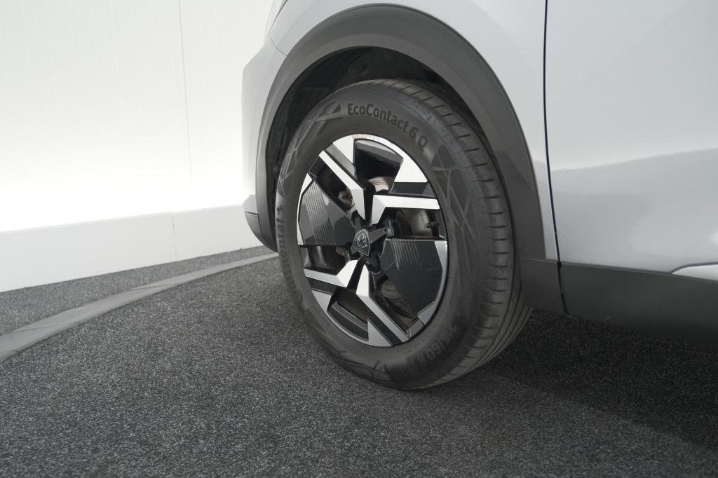 Peugeot 2008 puretech 100 allure | camera | navigatie | parkeersensoren | a