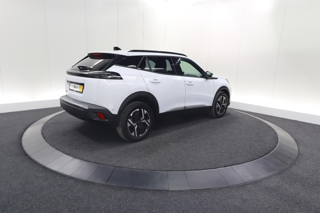 Peugeot 2008 puretech 100 allure | 360 camera | dodehoekdetectie | navigati