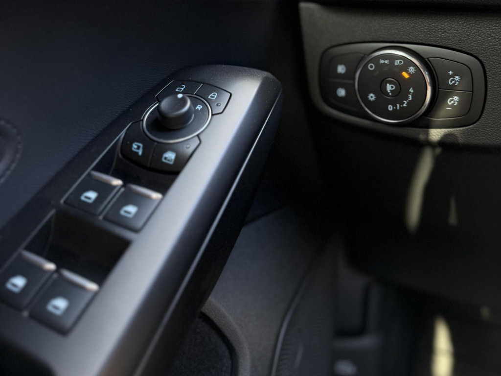 Ford Focus 1.0 ecoboost hybrid st line x mhev garantie t/m 11-02-2029