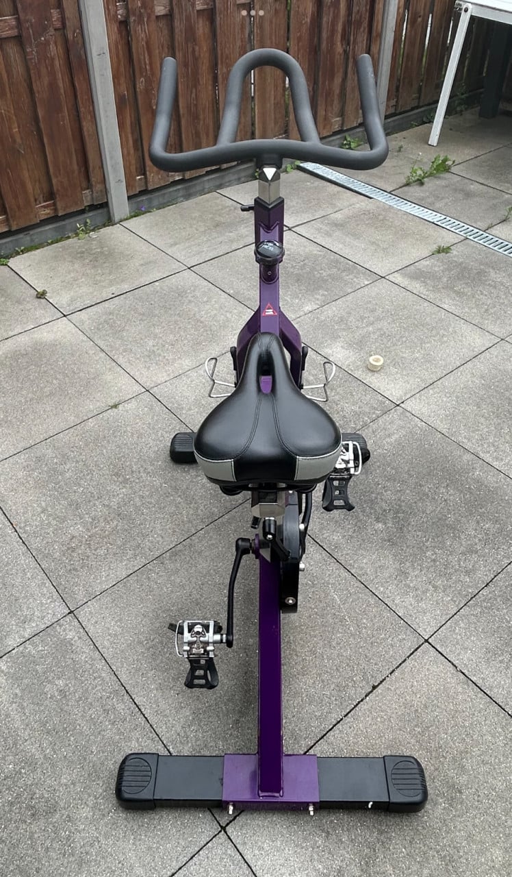 Instyle V900 Aerobike Indoor Studio Bike