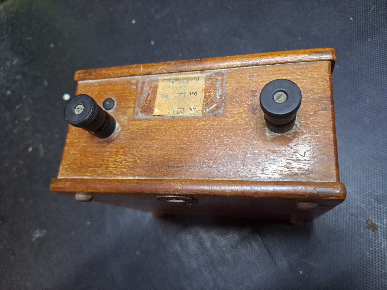 Antieke voltmeter