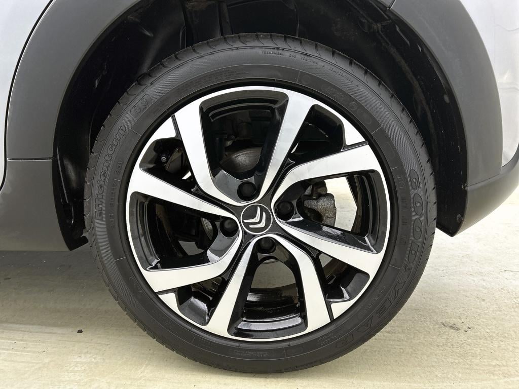 Citroen C3 110pk automaat shine | rijklaar | 17" lichtmetaal | navigatie | 