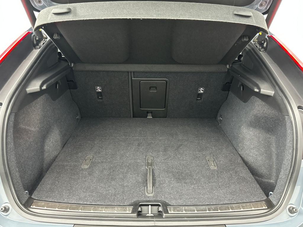 Volvo C40 recharge ultra 238pk| panodak| 360camera| h&k sound