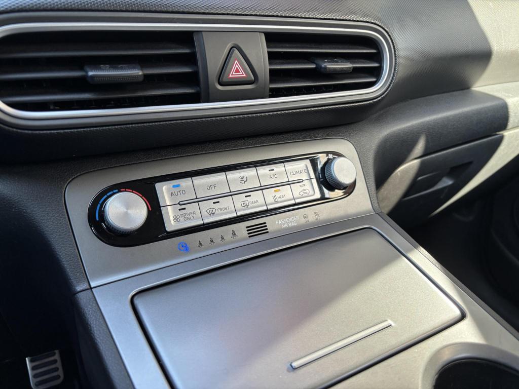 Hyundai Kona ev premium 64 kwh