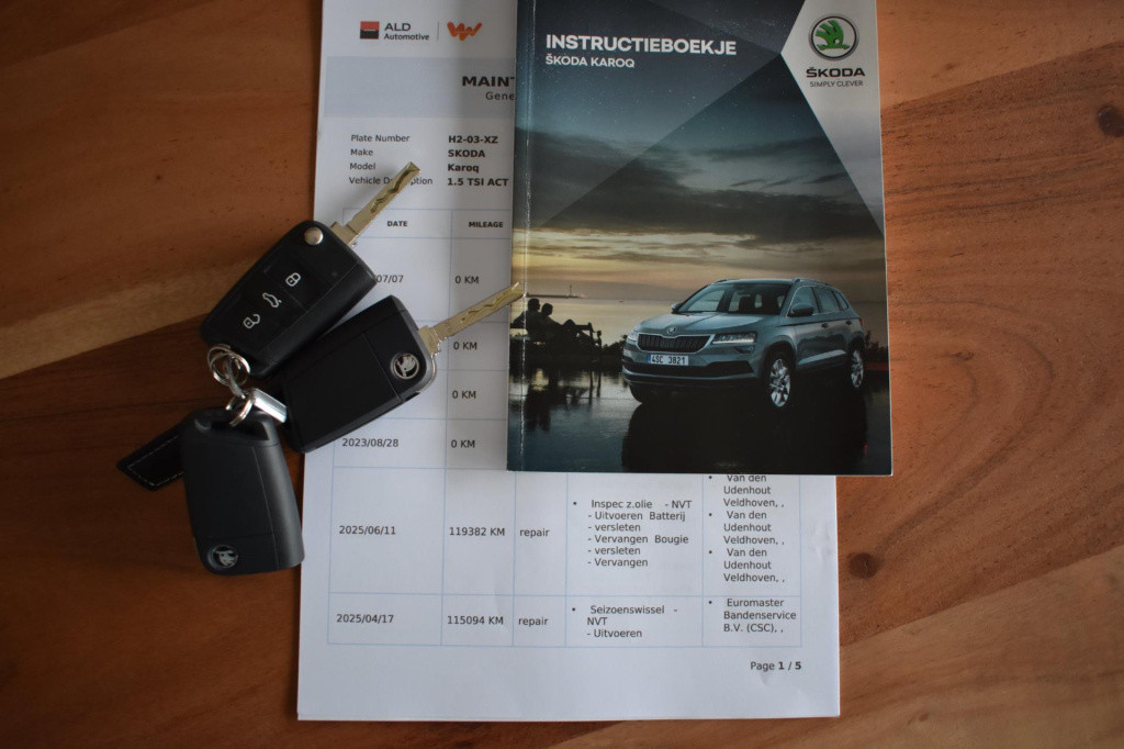 Skoda Karoq 1.5 tsi act sportline | trekhaak | camera | nap | virtual cockp