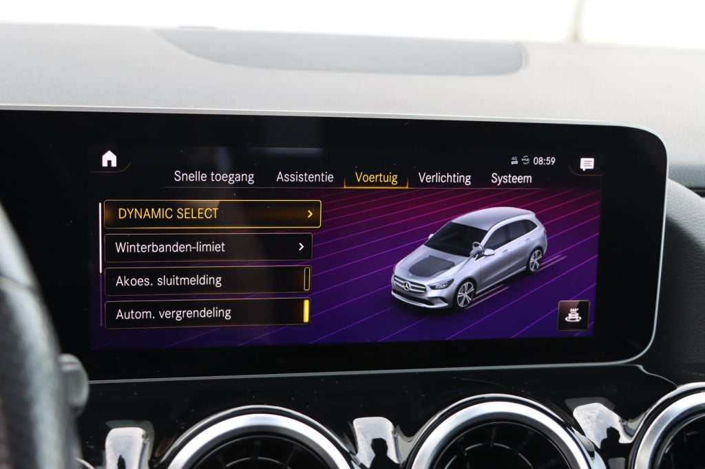 Mercedes-Benz B-Klasse 180 business solution amg