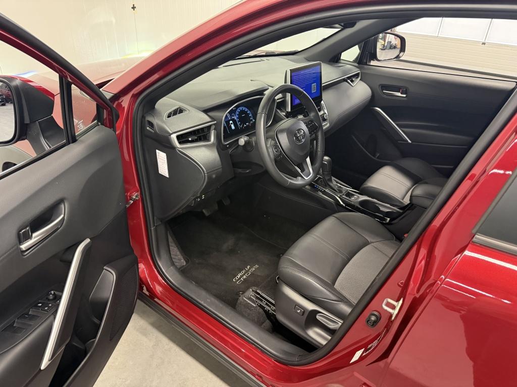 Toyota Corolla Cross 2.0 hp hybrid first ed| adap.cruise| stoel+stuur verw|