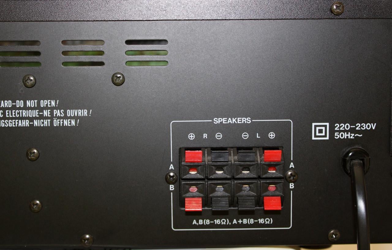 Akai Vintage versterker