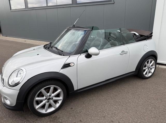 Mini Cooper Cabrio 1.6 Cooper Highgate