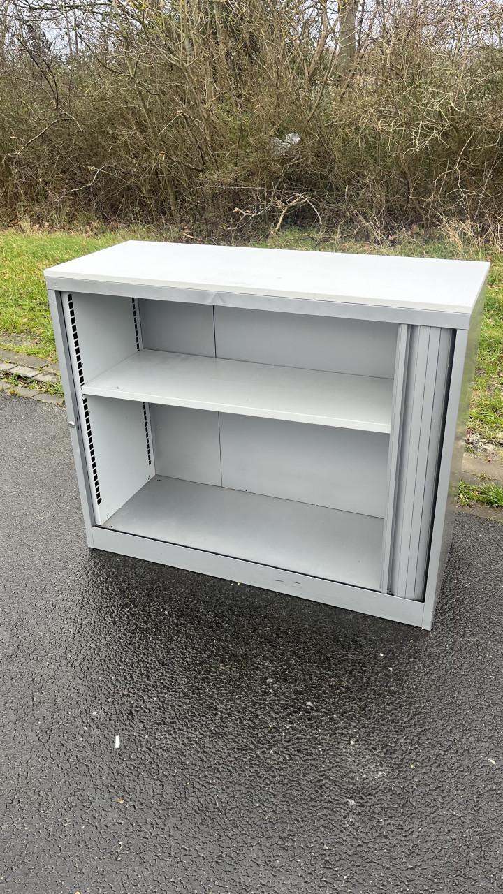 Roldeurkast archiefkast