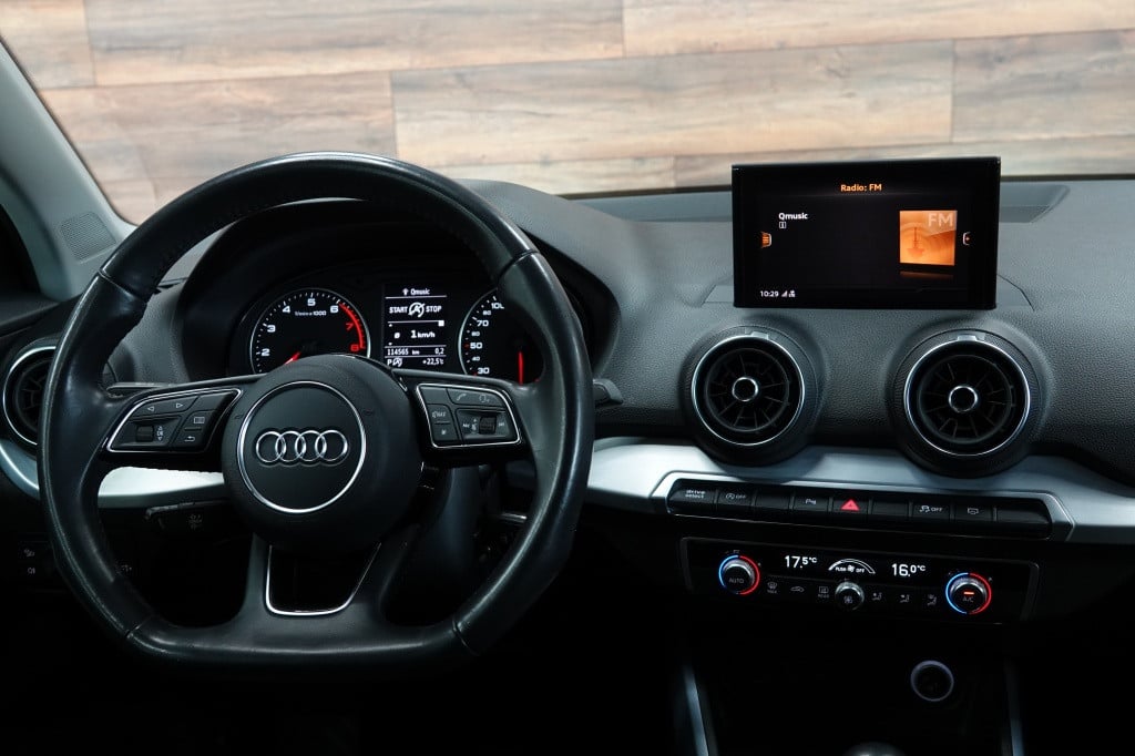 Audi Q2 1.0 tfsi | led | pdc | carplay |