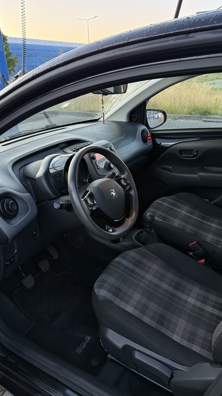 Peugeot 108 1.0 E-vti 72pk 5D 2018 Zwart