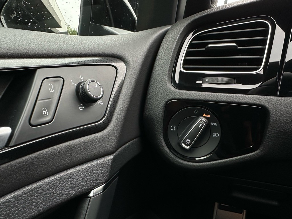 Volkswagen Golf 2.0 tsi 4motion r panoramdak / virtual cockpit / led / alca