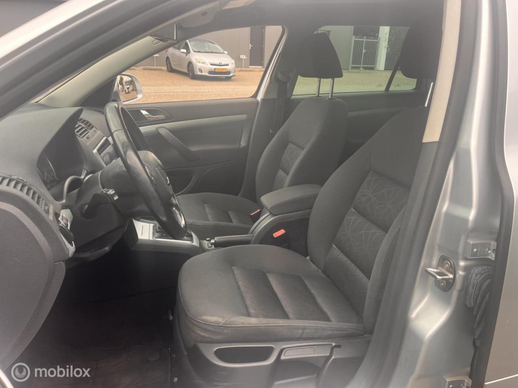 Skoda Octavia combi 1.4 tsi elegance bl xenon navi