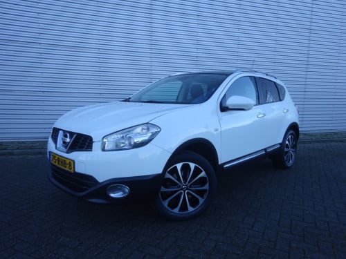 Nissan Qashqai 1.6 connect edition climate control / camera / trekhaak / lm