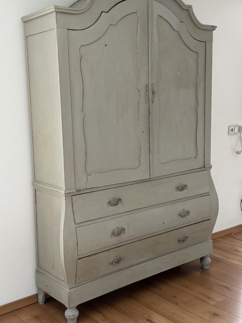 Prachtig geverfd kabinet te koop!