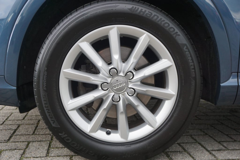 Audi Q3 1.4 tfsi cod adrenalin automaat - climate / navi / cruise / parkeer