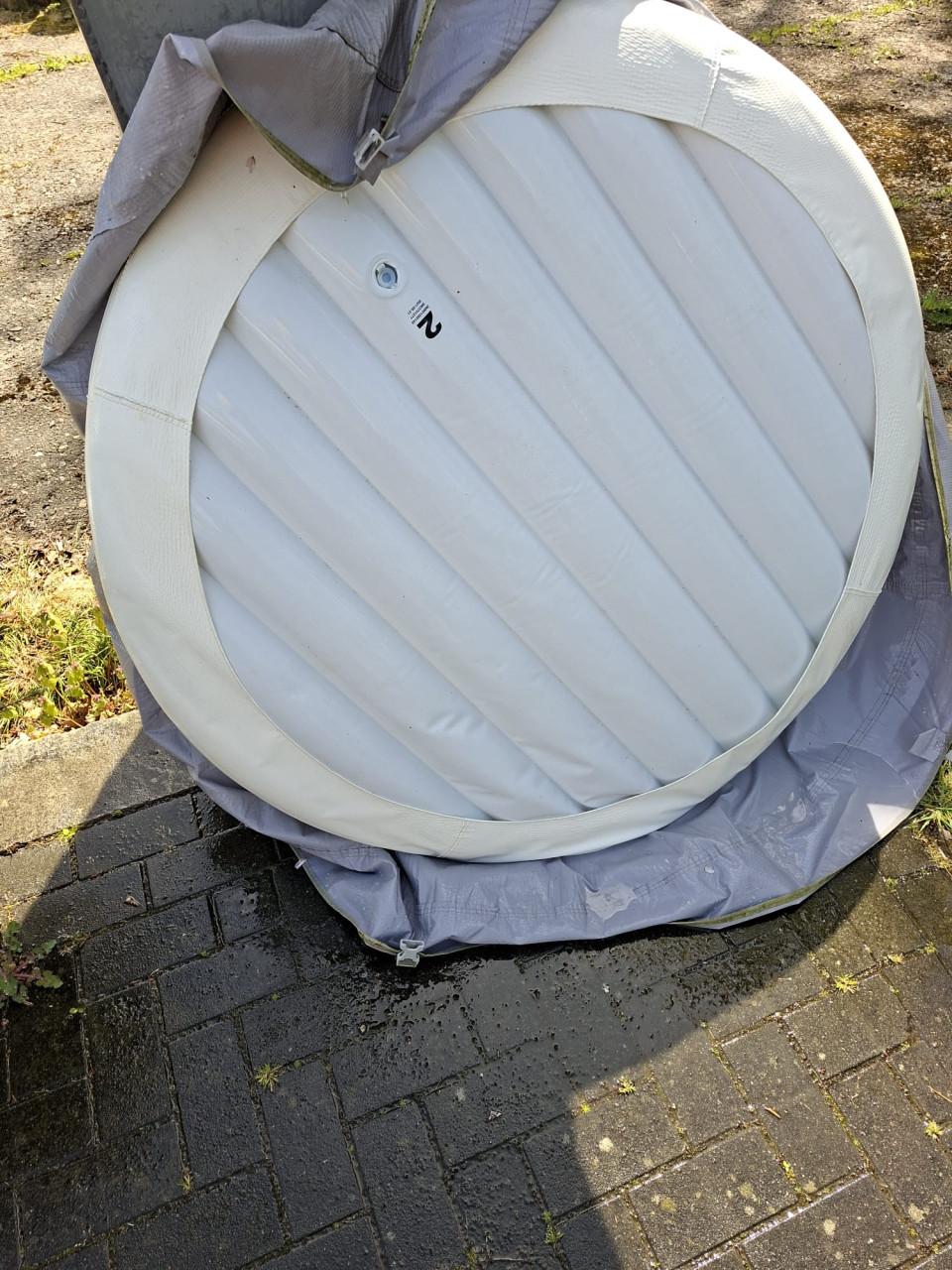 Jacuzzi lay-z-spa st Lucia (2-3pers)