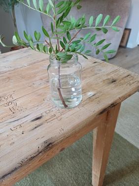 Oud brocante tafeltje